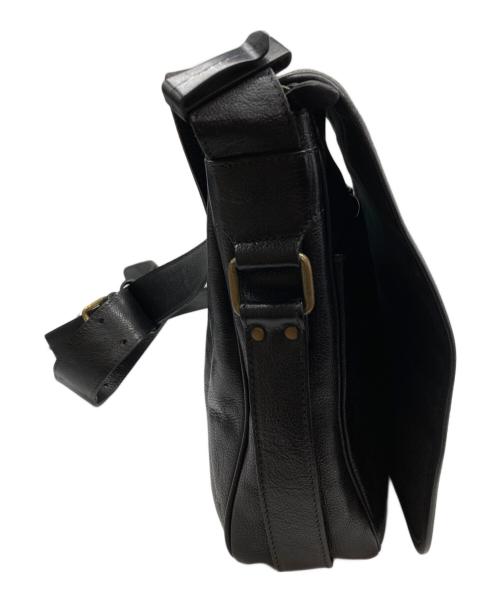 IL BISONTE（イル ビゾンテ）IL BISONTE (イル ビゾンテ) レザーショルダーバッグ ブラックの古着・服飾アイテム