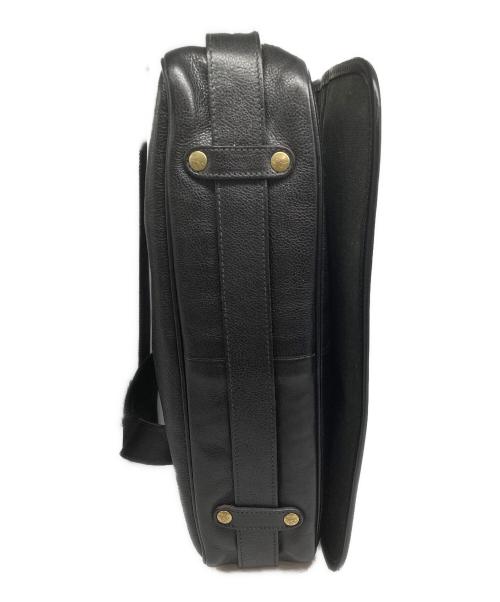 IL BISONTE（イル ビゾンテ）IL BISONTE (イル ビゾンテ) レザーショルダーバッグ ブラックの古着・服飾アイテム