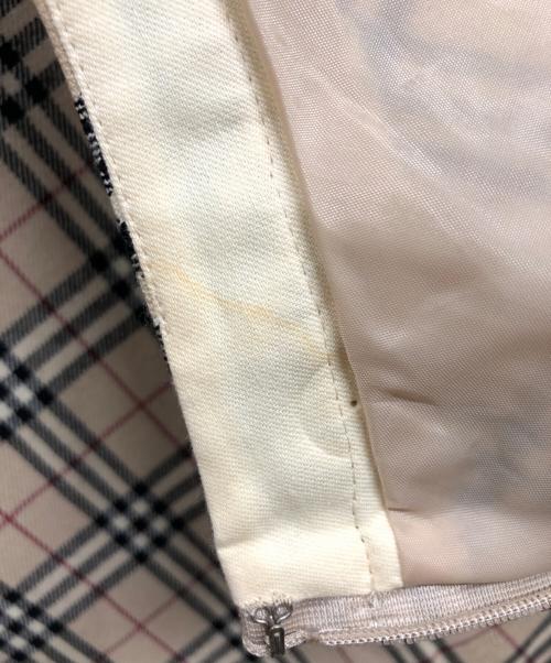 BURBERRY BLUE LABEL（バーバリー ブルー レーベル）BURBERRY BLUE LABEL (バーバリー ブルー レーベル) ノヴァチェックスカート/BURBERRY BLUE LABEL/BURBERRYスカート ベージュ サイズ:36の古着・服飾アイテム