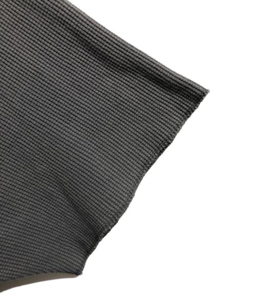 Graphpaper（グラフペーパー）Graphpaper (グラフペーパー) Waffle S/S Tee グレー サイズ:Freeの古着・服飾アイテム