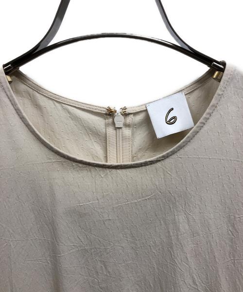 6(ROKU) BEAUTY&YOUTH（ロク ビューティーアンドユース）6(ROKU) BEAUTY&YOUTH (ロク ビューティーアンドユース) VOLUME SHORT SLEEVE DRESS/6(ROKU) BEAUTY&YOUTHワンピース ベージュ サイズ:36の古着・服飾アイテム