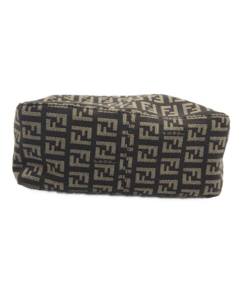 FENDI（フェンディ）FENDI (フェンディ) ズッキーノ ハンドポーチ ブラウンの古着・服飾アイテム