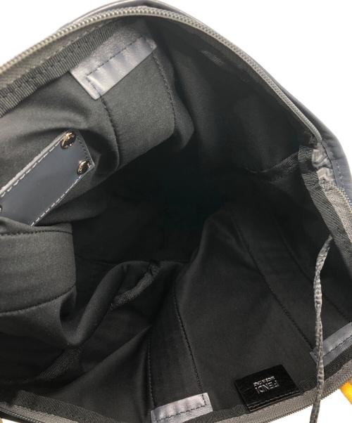 FENDI（フェンディ）FENDI (フェンディ) ズッキーノ トートバッグ グレー×イエローの古着・服飾アイテム