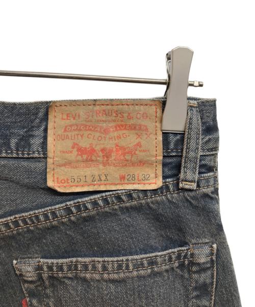 LEVI'S（リーバイス）LEVI'S (リーバイス) 551ZXX 後染めブラックデニムパンツ ブラック サイズ:W28の古着・服飾アイテム