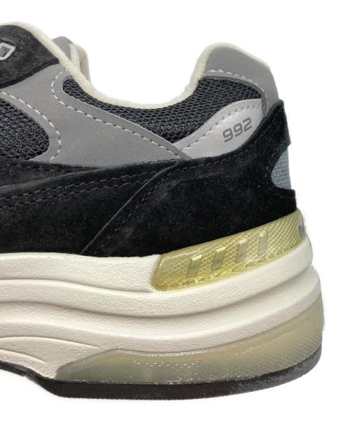 NEW BALANCE（ニューバランス）NEW BALANCE (ニューバランス) M992EB ローカットスニーカー ブラック サイズ:US9 未使用品の古着・服飾アイテム