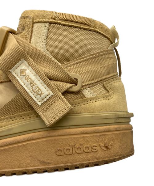adidas（アディダス）adidas (アディダス) FORUM HI GTX ハイカットスニーカー ベージュ サイズ:US8の古着・服飾アイテム