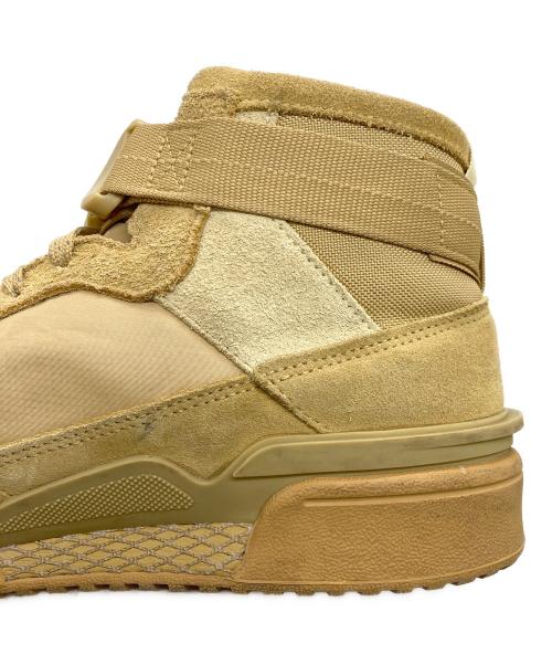 adidas（アディダス）adidas (アディダス) FORUM HI GTX ハイカットスニーカー ベージュ サイズ:US8の古着・服飾アイテム