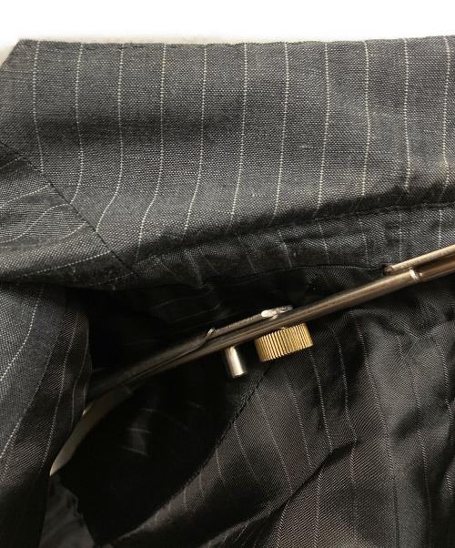 ARMANI COLLEZIONI（アルマーニ コレツィオーニ）ARMANI COLLEZIONI (アルマーニ コレツィオーニ) 2Bジャケット グレー サイズ:52の古着・服飾アイテム