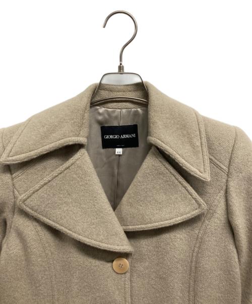 GIORGIO ARMANI（ジョルジョアルマーニ）GIORGIO ARMANI (ジョルジョアルマーニ) カシミヤブレストコート ベージュ サイズ:44の古着・服飾アイテム