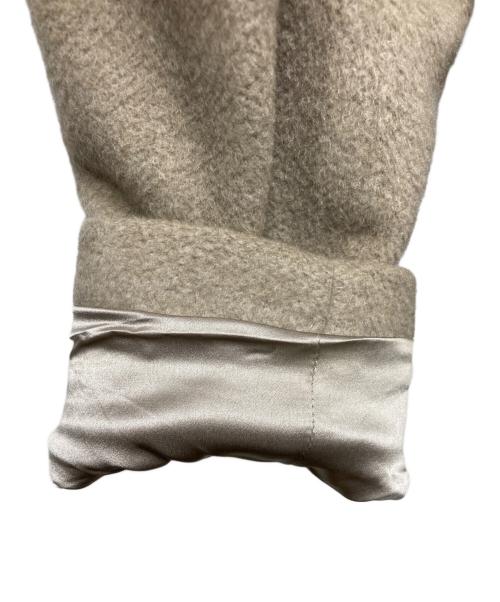 GIORGIO ARMANI（ジョルジョアルマーニ）GIORGIO ARMANI (ジョルジョアルマーニ) カシミヤブレストコート ベージュ サイズ:44の古着・服飾アイテム