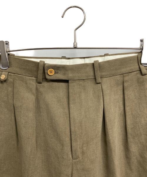 BERNARD ZINS（ベルナール ザンス）BERNARD ZINS (ベルナール ザンス) タックテーパードパンツ ベージュ サイズ:40 未使用品の古着・服飾アイテム