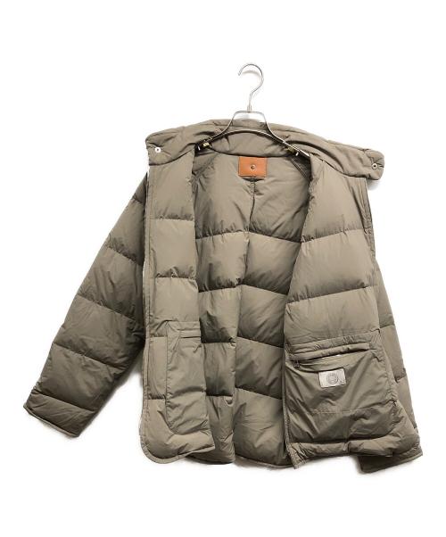 HERMES（エルメス）HERMES (エルメス) ダウンジャケット ベージュ サイズ:XLの古着・服飾アイテム