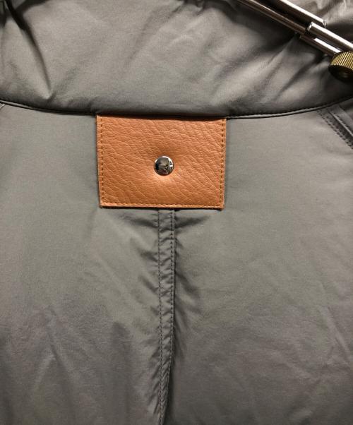 HERMES（エルメス）HERMES (エルメス) ダウンジャケット ベージュ サイズ:XLの古着・服飾アイテム