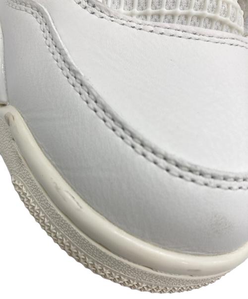 NIKE（ナイキ）NIKE (ナイキ) WMNS AIR JORDAN 4 RETRO ホワイト×ゴールド サイズ:UK4.5の古着・服飾アイテム
