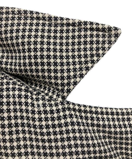 UNDERCOVER（アンダーカバー）UNDERCOVER (アンダーカバー) サイドジップロングコート ベージュ×ブラック サイズ:1の古着・服飾アイテム