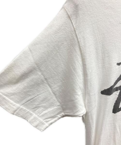 stussy（ステューシー）stussy (ステューシー) ワールドツアーtシャツ/stussyTシャツ ホワイト サイズ:Sの古着・服飾アイテム