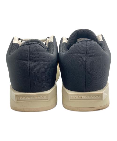 FVVO&ROCKSTA（フリーワールドオーダー＆ロックスター）FVVO&ROCKSTA (フリーワールドオーダー＆ロックスター) THICK SOLED LOW BOOTS ブラック サイズ:US10.5の古着・服飾アイテム