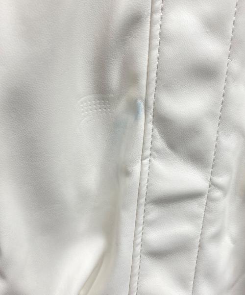 Ameri（アメリ）Ameri (アメリ) LIKE WORKER SYNTHETIC LEATHER PANT ホワイト サイズ:S 未使用品の古着・服飾アイテム