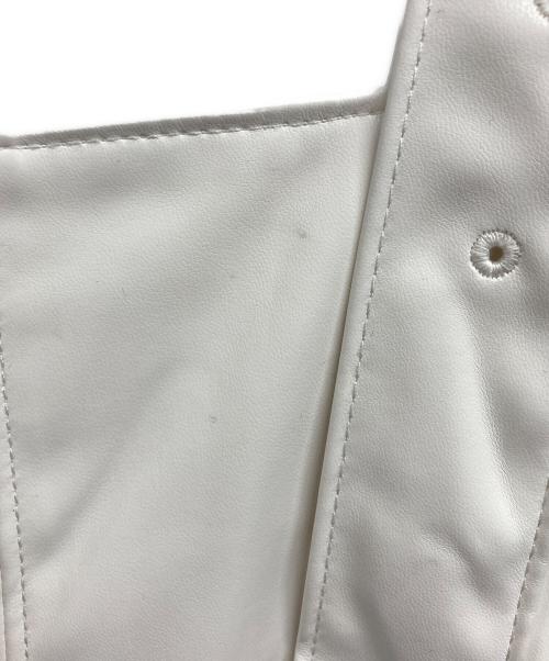 Ameri（アメリ）Ameri (アメリ) LIKE WORKER SYNTHETIC LEATHER PANT ホワイト サイズ:S 未使用品の古着・服飾アイテム