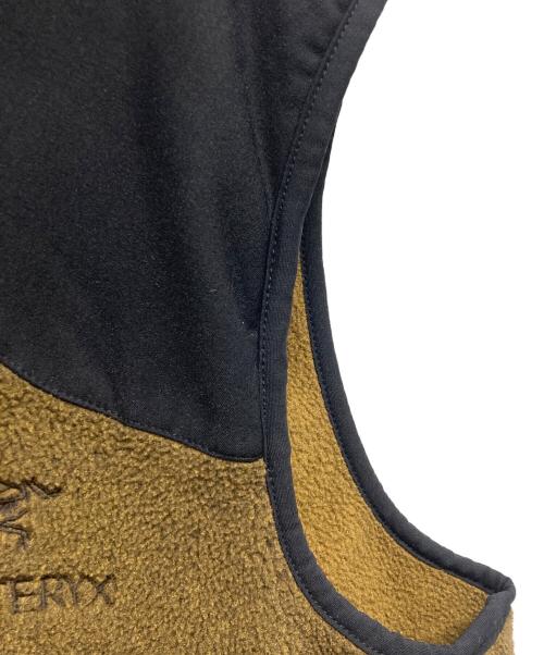 ARC'TERYX（アークテリクス）ARC'TERYX (アークテリクス) ポーラテックフリースベスト ブラウン サイズ:Sの古着・服飾アイテム
