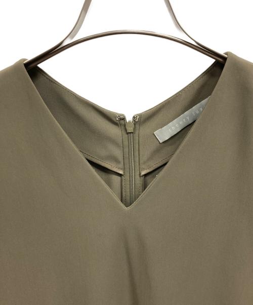 theory luxe（セオリーリュクス）theory luxe (セオリーリュクス) とろみ素材ロングワンピース グリーン サイズ:38の古着・服飾アイテム