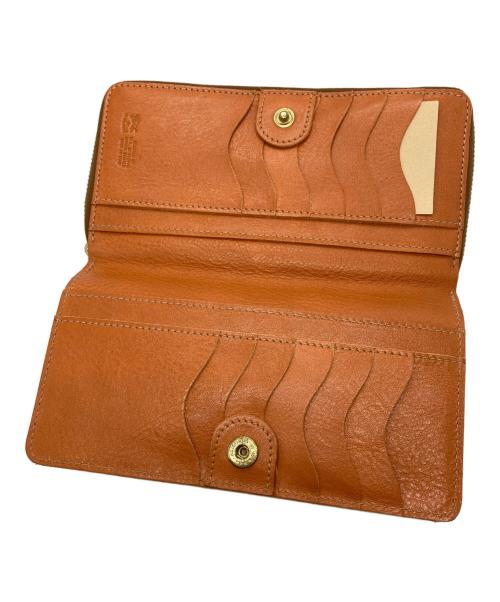 IL BISONTE（イル ビゾンテ）IL BISONTE (イル ビゾンテ) 長財布 オレンジの古着・服飾アイテム