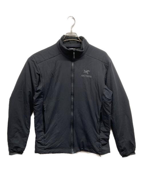 ARC'TERYX（アークテリクス）ARC'TERYX (アークテリクス) ATOM AR JACKET　アトム AR ジャケット メンズ ブラック サイズ:Mの古着・服飾アイテム
