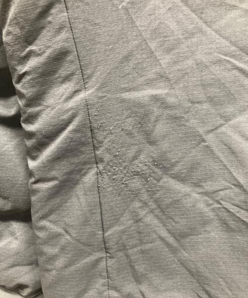 ARC'TERYX（アークテリクス）ARC'TERYX (アークテリクス) ATOM AR JACKET　アトム AR ジャケット メンズ ブラック サイズ:Mの古着・服飾アイテム