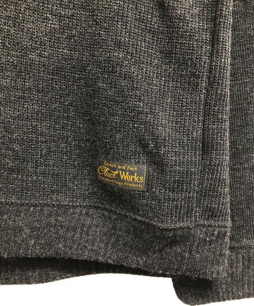 CLUCT（クラクト）CLUCT (クラクト) クルーネックニット グレー サイズ:XL 未使用品の古着・服飾アイテム