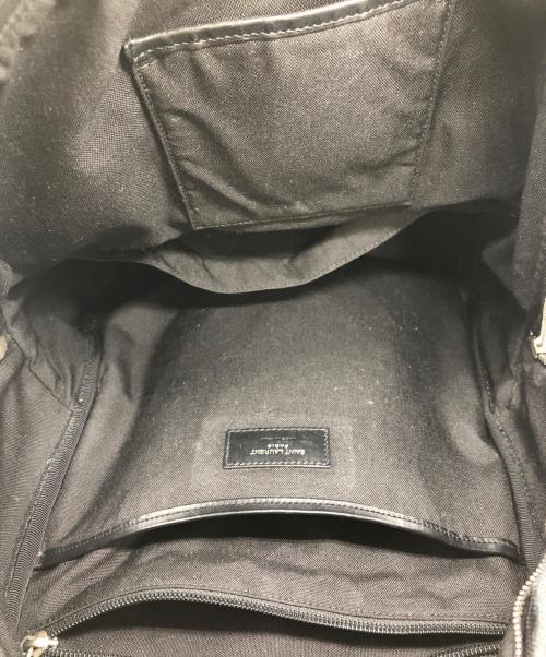Saint Laurent Paris（サンローランパリ）Saint Laurent Paris (サンローランパリ) ツイル パッチ シティ バックパック ブラックの古着・服飾アイテム