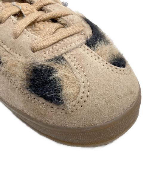 adidas（アディダス）adidas (アディダス) atmos (アトモス) atmos Pink GAZELLE INDOOR MH ブラウン サイズ:US7.5の古着・服飾アイテム