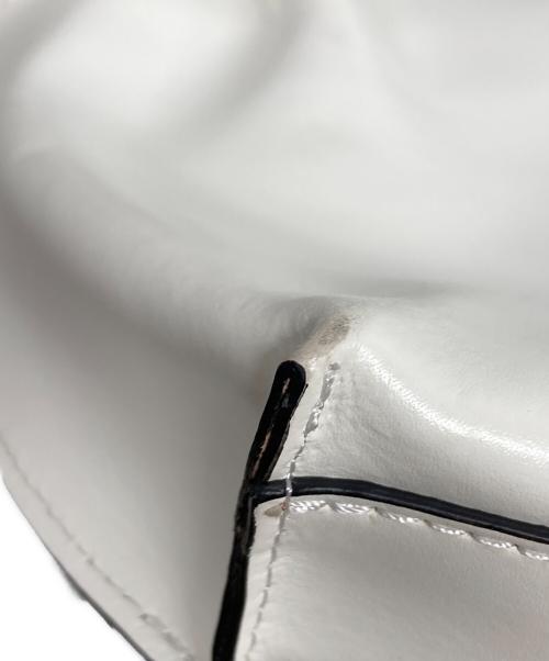 GIANNI CHIARINI（ジャンニ キアリーニ）GIANNI CHIARINI (ジャンニ キアリーニ) 2WAYバッグ ホワイトの古着・服飾アイテム