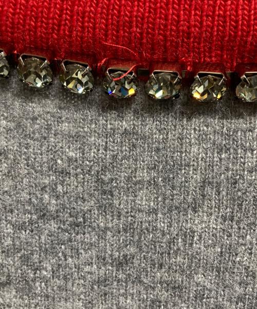 N21（ヌメロ ヴェントゥーノ）N21 (ヌメロ ヴェントゥーノ) ビジューカーディガン グレー サイズ:FREEの古着・服飾アイテム