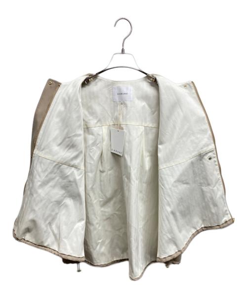 CADUNE（カデュネ）CADUNE (カデュネ) ポケットベスト ベージュ サイズ:38 未使用品の古着・服飾アイテム