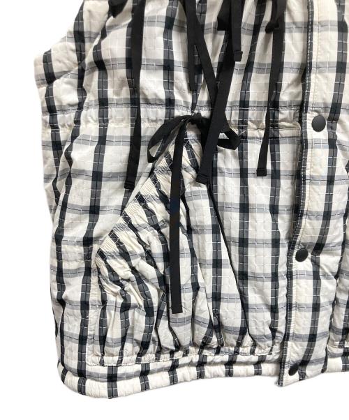 MAISON SPECIAL（メゾンスペシャル）MAISON SPECIAL (メゾンスペシャル) チェックリボンバファーブルゾン(ベストのみ) ホワイト×ブラック サイズ:FREEの古着・服飾アイテム