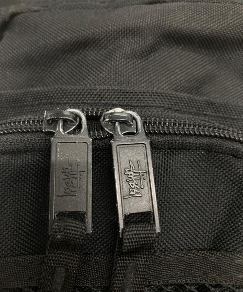 stussy（ステューシー）stussy (ステューシー) ショルダーポーチ ブラックの古着・服飾アイテム