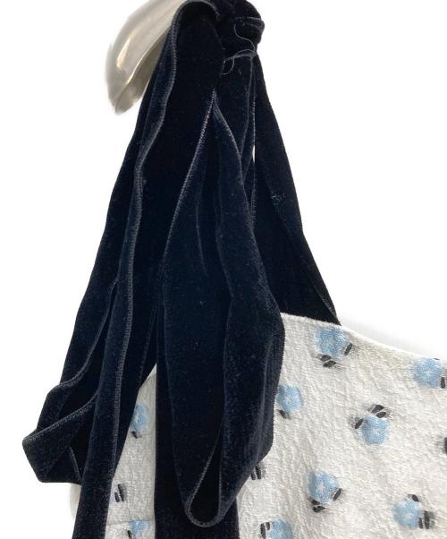 CAROLINA GLASER（カロリナ グレイサー）CAROLINA GLASER (カロリナ グレイサー) ジャカードフラワーワンピース ホワイト サイズ:S 未使用品の古着・服飾アイテム