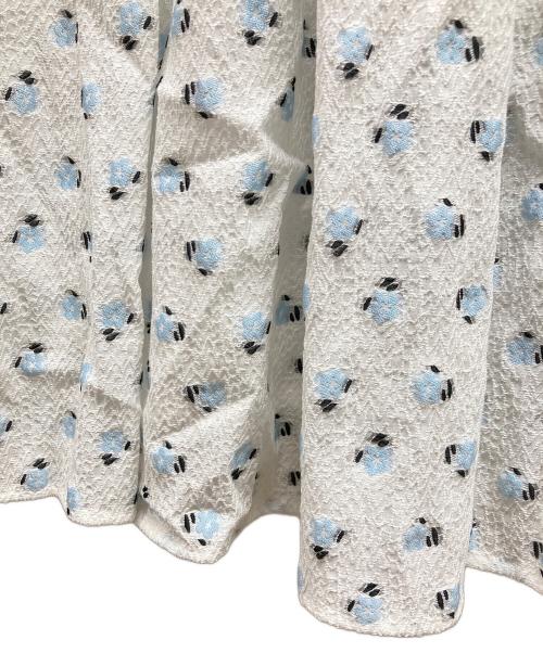 CAROLINA GLASER（カロリナ グレイサー）CAROLINA GLASER (カロリナ グレイサー) ジャカードフラワーワンピース ホワイト サイズ:S 未使用品の古着・服飾アイテム