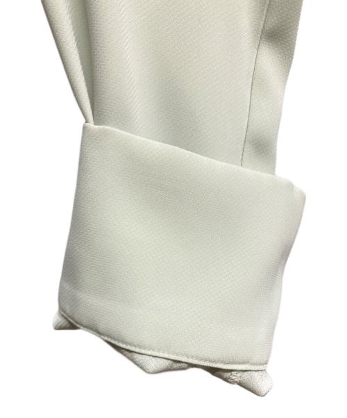 icB（アイシービー）icB (アイシービー) BackSatinAmunzen スカーフタイブラウス グリーン サイズ:XSの古着・服飾アイテム