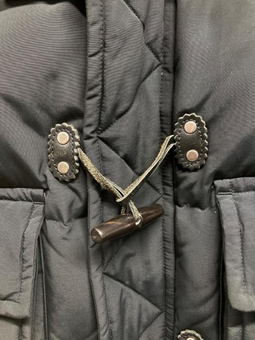 DSQUARED2（ディースクエアード）DSQUARED2 (ディースクエアード) ダッフルモチーフダウンジャケット ブラック サイズ:46の古着・服飾アイテム