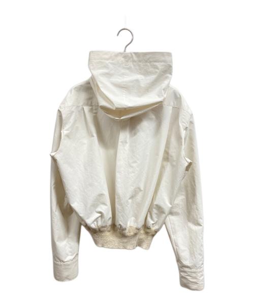 AKANE UTSUNOMIYA（アカネウツノミヤ）AKANE UTSUNOMIYA (アカネウツノミヤ) ホワイトジャンパー ホワイト サイズ:ＦＲＥＥの古着・服飾アイテム