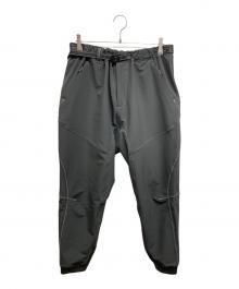 and wander（アンドワンダー）の古着「ライトストレッチシェルパンツ」｜グレー