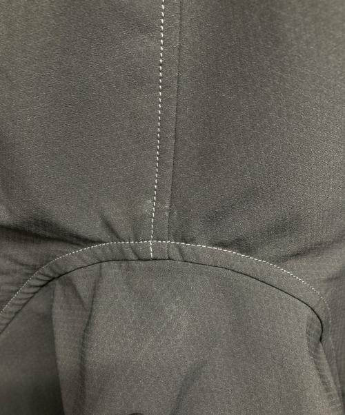 and wander（アンドワンダー）and wander (アンドワンダー) ライトストレッチシェルパンツ グレー サイズ:XLの古着・服飾アイテム