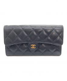 CHANEL（シャネル）の古着「マトラッセキャビアスキンクラシックロングフラップウォレット」｜ブラック