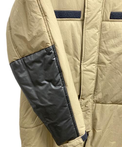 COMME des GARCONS HOMME（コムデギャルソン オム）COMME des GARCONS HOMME (コムデギャルソン オム) 22AWエステルリップクロス PRIMALOFT中綿コート ベージュ サイズ:Lの古着・服飾アイテム