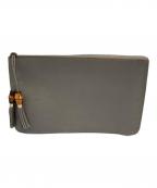 GUCCIグッチ）の古着「バンブータッセルクラッチバッグ」｜グレー