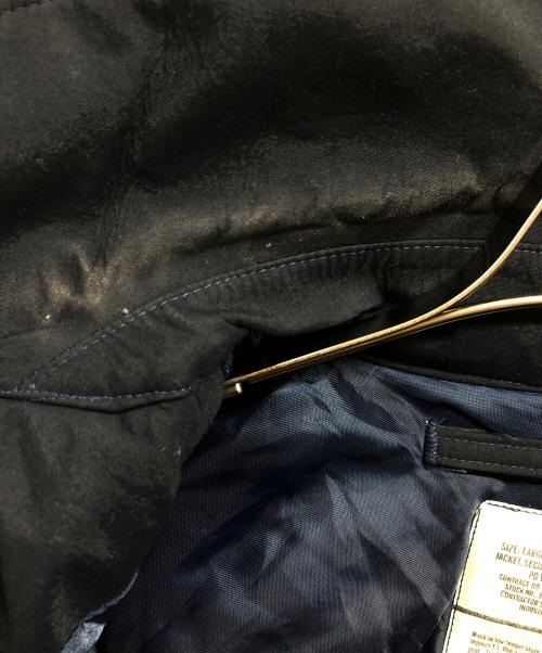 U'S NAVY（アメリカ海軍）U'S NAVY (アメリカ海軍) COLD WEATHER FIELD JACKET ネイビー サイズ:Lの古着・服飾アイテム