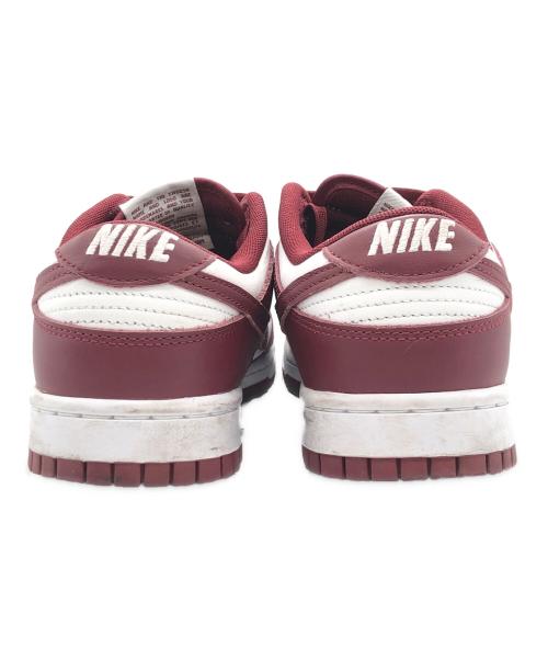 NIKE（ナイキ）NIKE (ナイキ) DUNK LOW RETRO ローカットスニーカー ホワイト×レッド サイズ:US8.5の古着・服飾アイテム