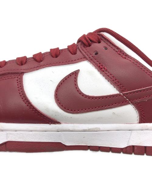 NIKE（ナイキ）NIKE (ナイキ) DUNK LOW RETRO ローカットスニーカー ホワイト×レッド サイズ:US8.5の古着・服飾アイテム
