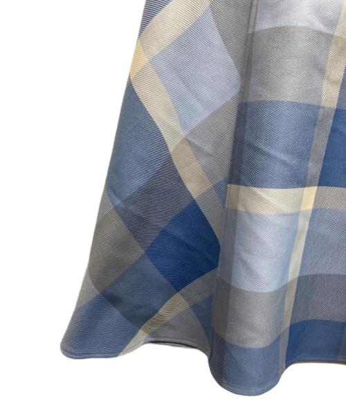 BLUE LABEL CRESTBRIDGE（ブルーレーベルクレストブリッジ）BLUE LABEL CRESTBRIDGE (ブルーレーベルクレストブリッジ) チェッククロッシングビエラスカート ブルー サイズ:38 未使用品の古着・服飾アイテム